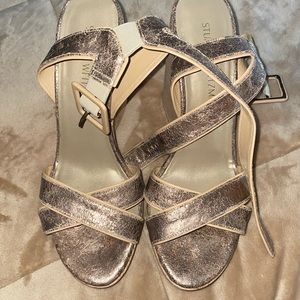 Gold crackle Stuart Weitzman wedges size 9